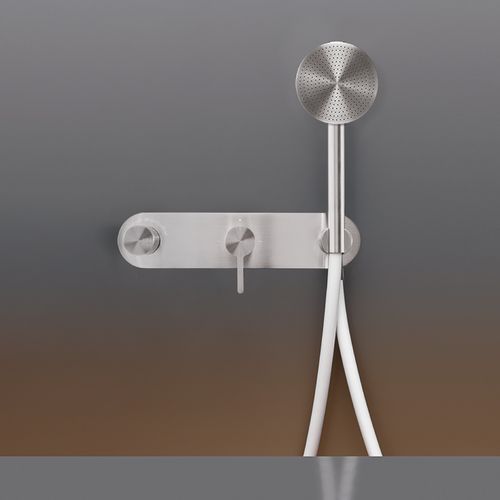 INNOVO Wall Mounted Thermostatic by CEA