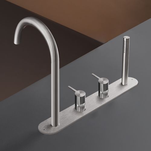 INNOVO Rim Mounted Set of 2 by CEA