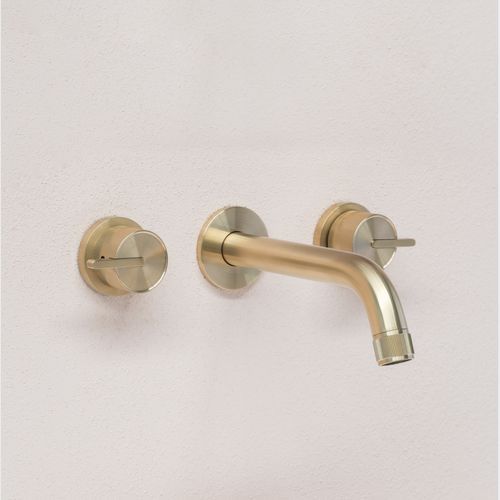 Namika Wall-Mounted Spout