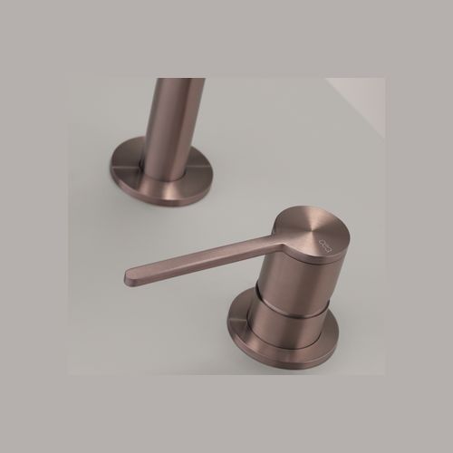 INNOVO 2 Hole Mixer by CEA
