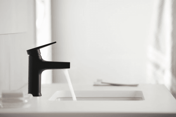 Taut Basin Mixer