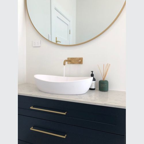 Vivienne STB24 Curved Top Basin