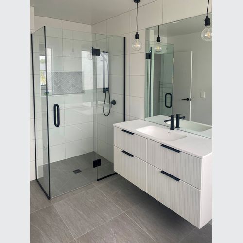 Frameless Glass Showers | Shower Glass