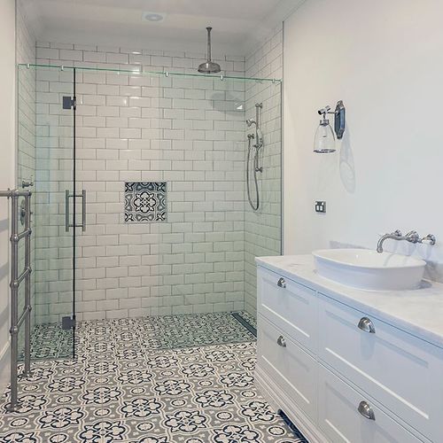 Frameless Glass Showers | Shower Glass