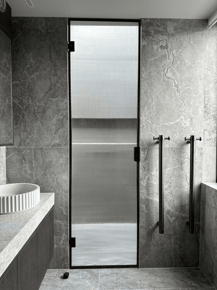 Reeded Shower