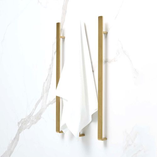 Icona - Mont Vertical Heated Towel Rails