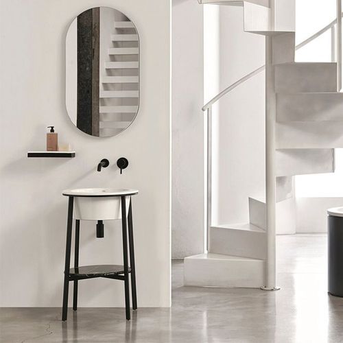 Oval Mirror by cielo