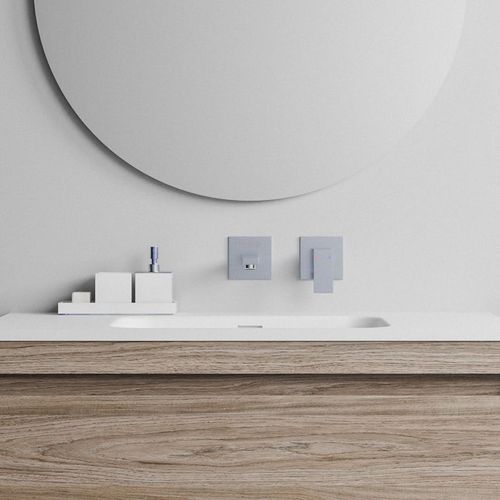 Round Floating Mirror