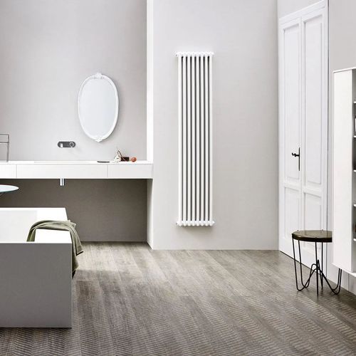 Cube Bathtub with Built-In Shelves