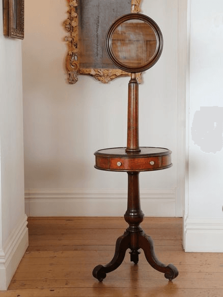 A Georgian Gentlemans Shaving Stand