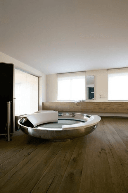 Ufo Bath by Agape 