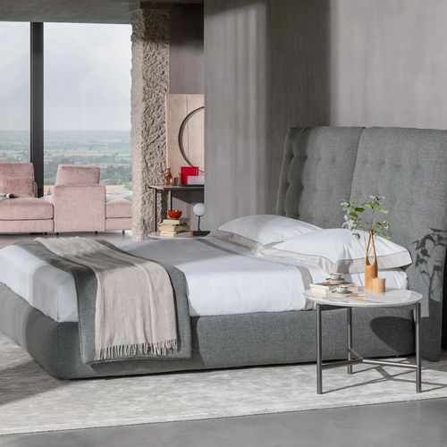 Angle Bed
