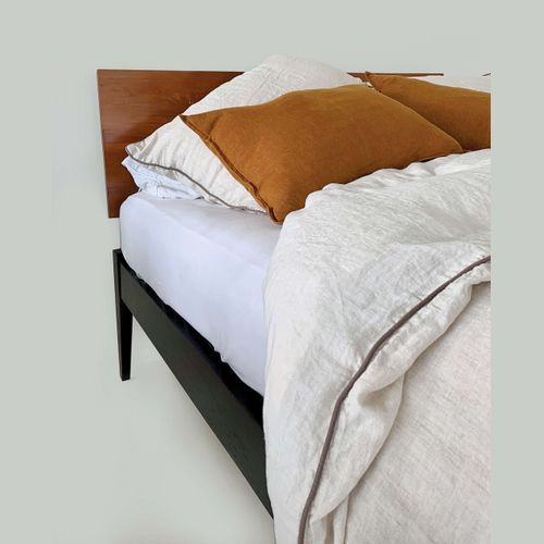 Christopher Elliott Dakota Bed