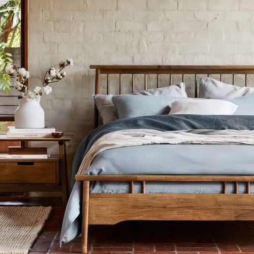 Rome Hardwood Queen Size Bed Frame | Walnut