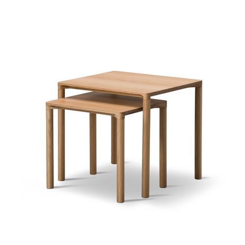 Piloti Side Table - Model 6700 by Fredericia