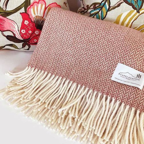 Ruanui Station Lambswool Throw - Pipipi Pink Chevron