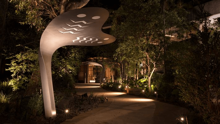 Nocturnal Twiggy Spike Garden Light