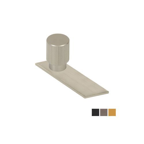Momo Arpa Round Cabinet Knob And Backplate