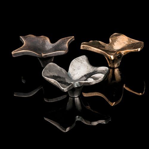 Joseph Giles Organo Bronze Cabinet Hardware