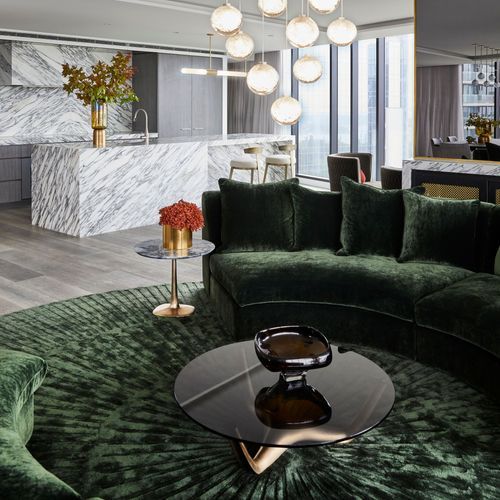 Hand tufted