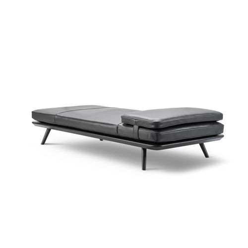 Spine Daybed by Fredericia