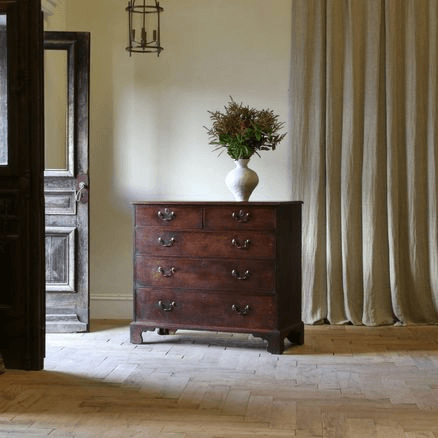 Georgian Chest Of Drawers