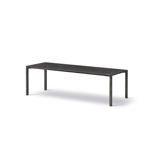 Piloti Stone Table Model 6745 by Fredericia