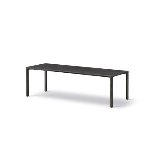 Piloti Stone Table - Model 6745 by Fredericia