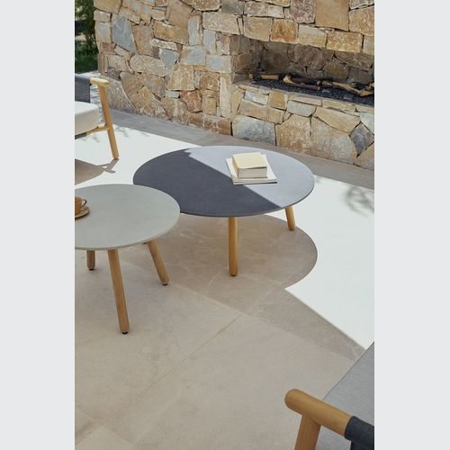 Round Outdoor Coffee Table by Point