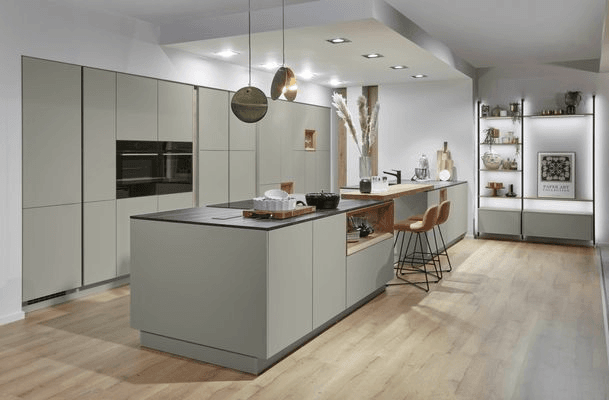 Lacquered Matt Kitchen Cabinetry in Jade