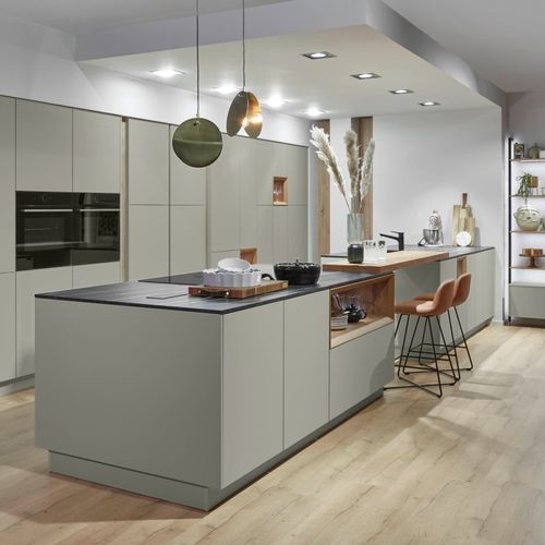 Senso Lacquered Matt Kitchen Cabinetry