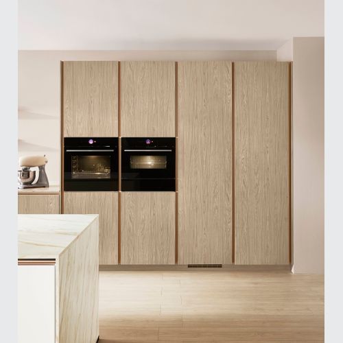 Como Oak Laminate Cabinetry