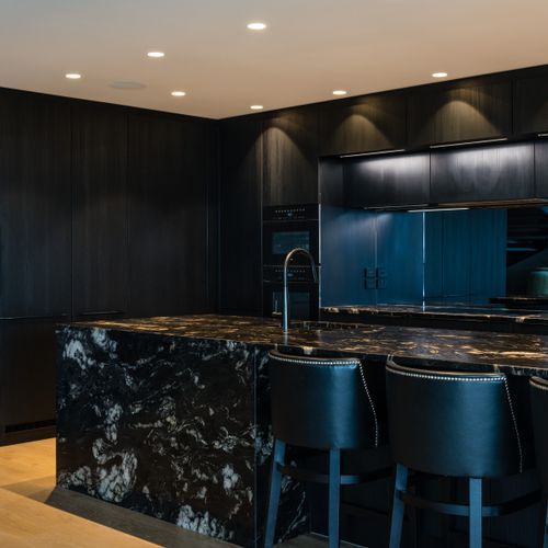 Selva Virginia Oak Kitchen Cabinetry