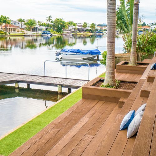 Coppered Oak | Enhanced Grain Decking