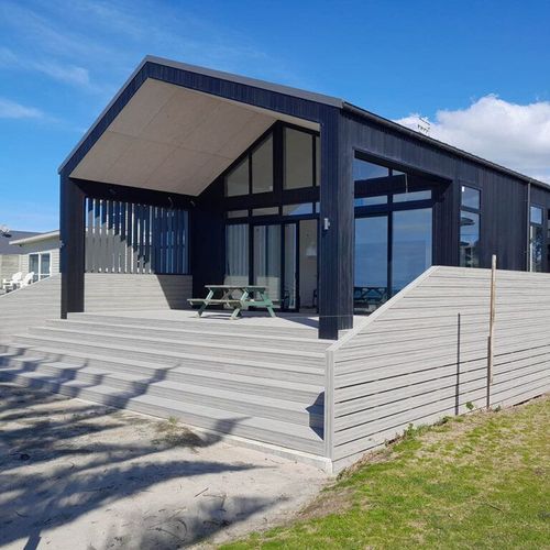 Deckorators® Voyage™  Composite Decking