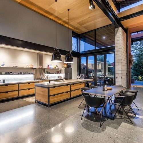 Polished Concrete Flooring - High Street (Full Exposure)