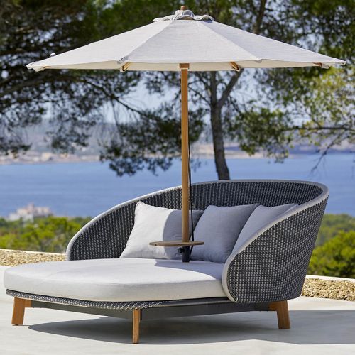 Peacock daybed w/teak legs incl. table
