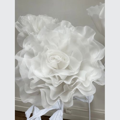 Giant White Rose on Stand Set