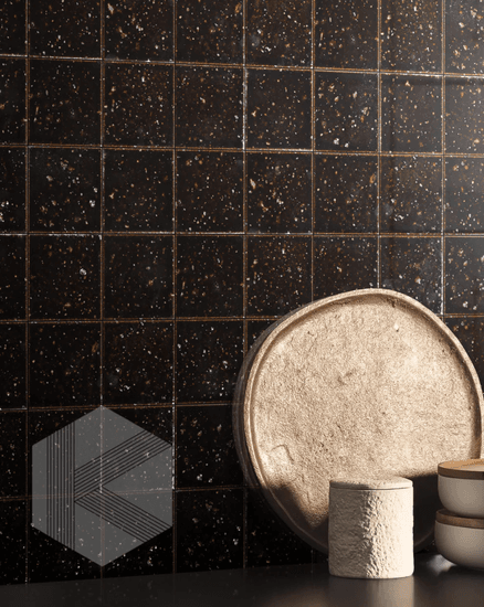 Hatsu Square Burgundy