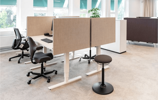 Light Desk Screen