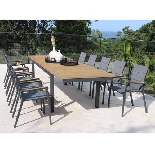 Barcelona Extension Outdoor Table & Sevilla Teak Chairs