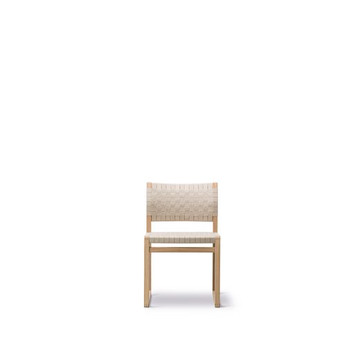 BM61 Chair Linen Webbing by Fredericia