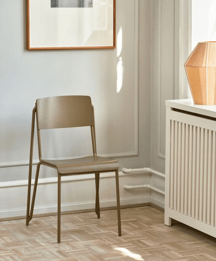 Petit Standard Chair by HAY
