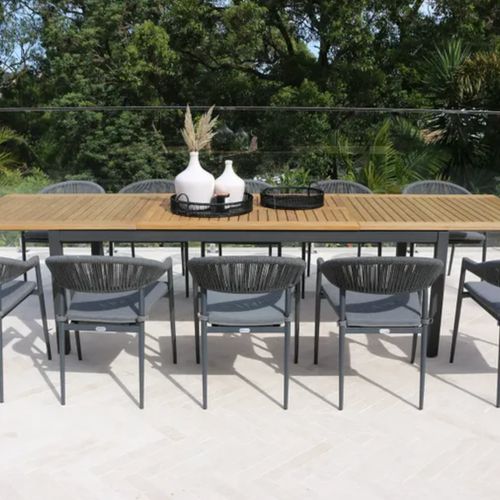 Barcelona Extension Outdoor Table & 10 Nivala Chairs