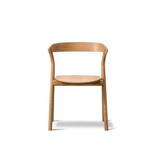 YKSI Chair by Fredericia