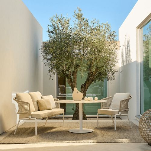 Contour | Club Chair