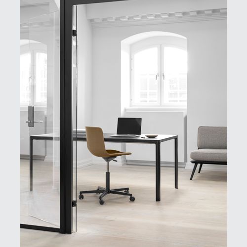 Mesa Table 160 by Fredericia