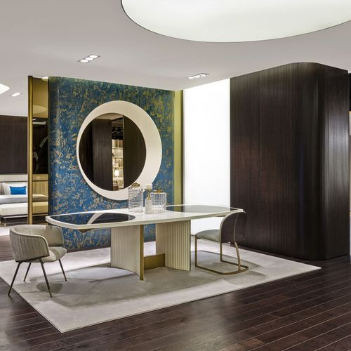 Avenue Dining Table