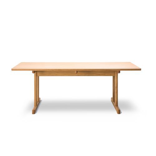 6286 Dining Table by Fredericia