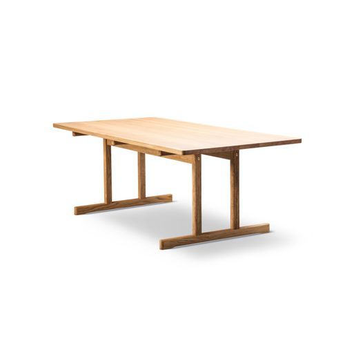 6386 Dining Table by Fredericia